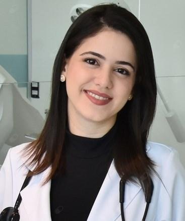 Dra. Júlia Carone