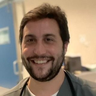 Dr. Márcio Novaes