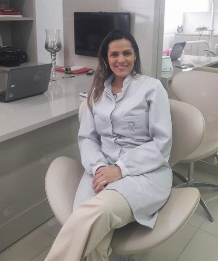 Dra. Michelle Cavalcante