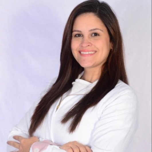 Dra. Ariany Borges Carvalho