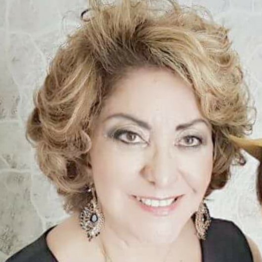 Dra. Denise Correa de Paula Nunes