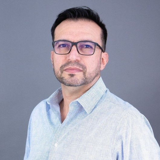 Dr. Milton Rodrigo Lafuente Covarrubias