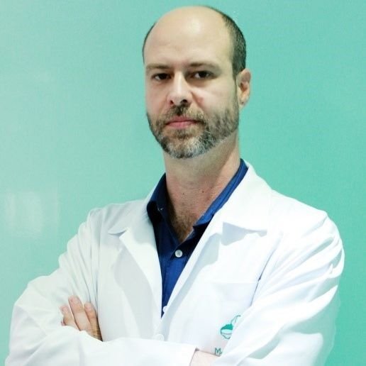 Dr. Carlo Rodrigo Moraes Duarte