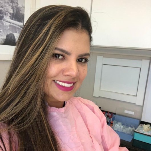 Dra. Vitória Lima