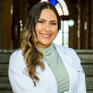 Dra. Marina Fernandes Pedro