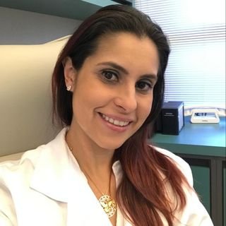 Dra. Tiane Camargo
