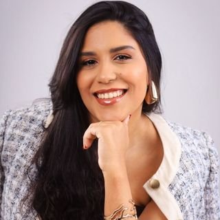 Dra. Adélia Gomes
