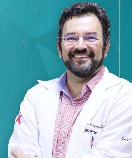 Dr. Fabiano Rodrigues Maximino