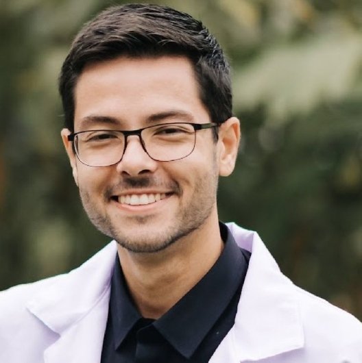 Dr. Gustavo Batista