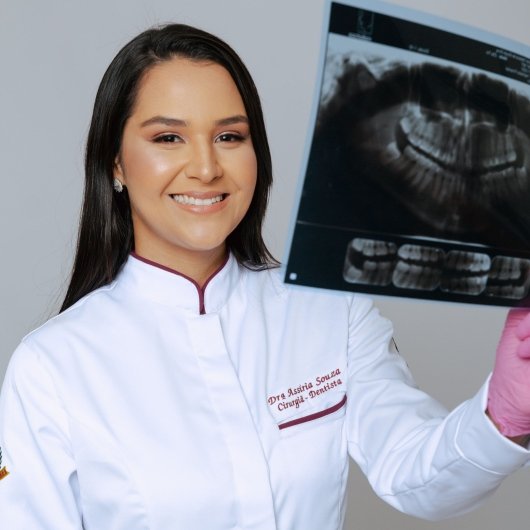 Dra. Assíria Souza