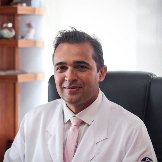 Dr. Caio Henrique Sarra