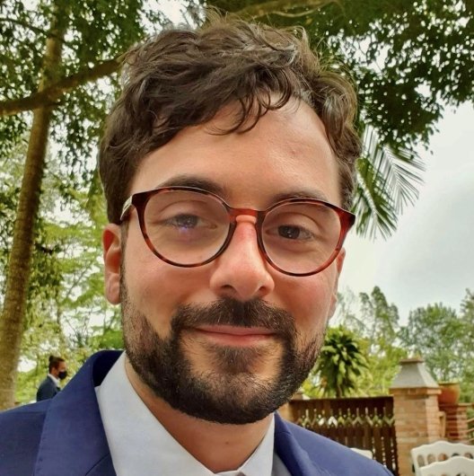 Dr. Alexandre Kracker
