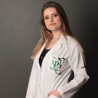 Andressa Lamb de Souza