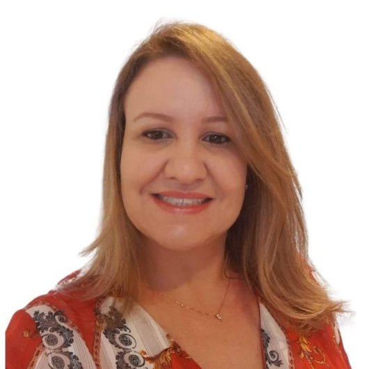 Dra. Lysbeth Lopes Moura