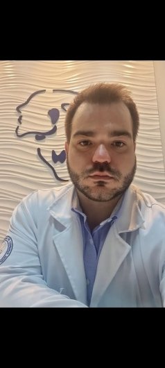 Dr. Julio Moreno