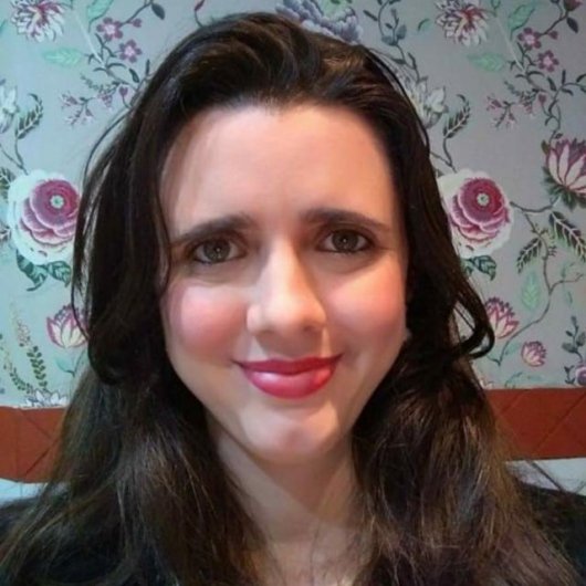 Dra. Flavia Brum Lopes
