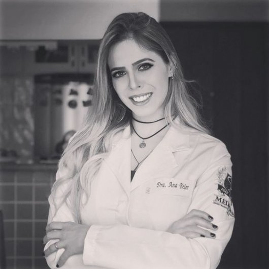 Dra. Ana Beier