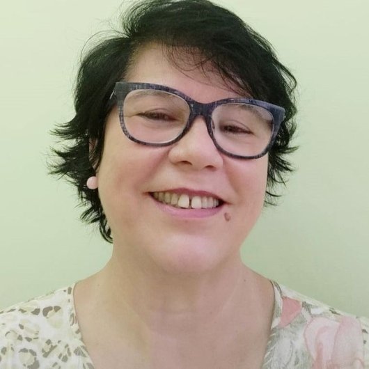 Lúcia de Fátima Pedrosa dos Santos
