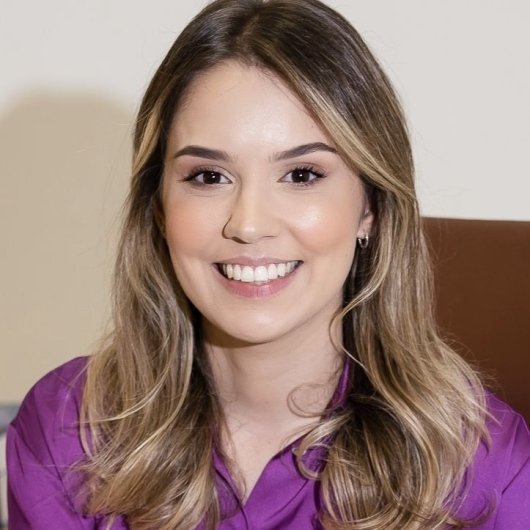 Dra. Ingrid Sales Lima