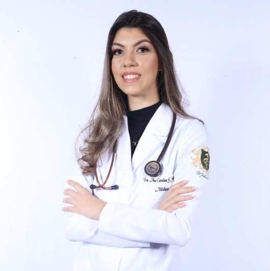Dra. Ana Carolina Gomes