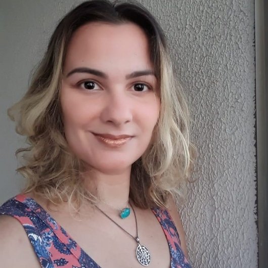 Dra. Bruna Rafaele Souza