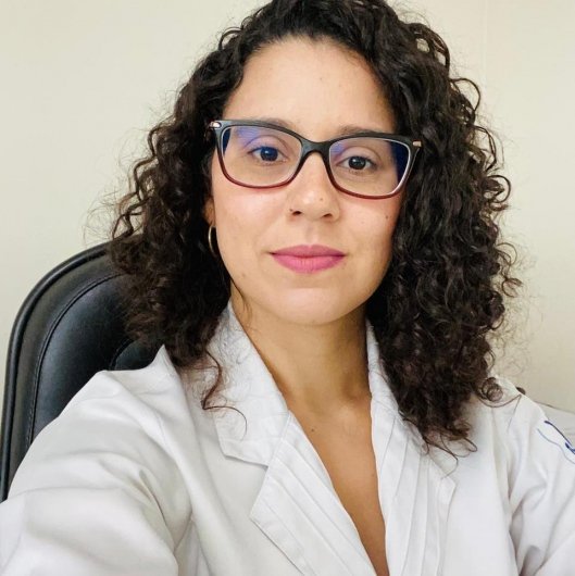 Dra. Ana Caroline Garcia de Souza
