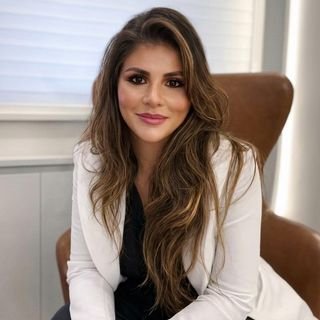 Dra. Pollyanna de Oliveira Molao⁣⁣