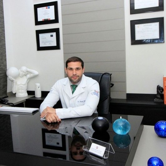 Dr. Bruno Sander