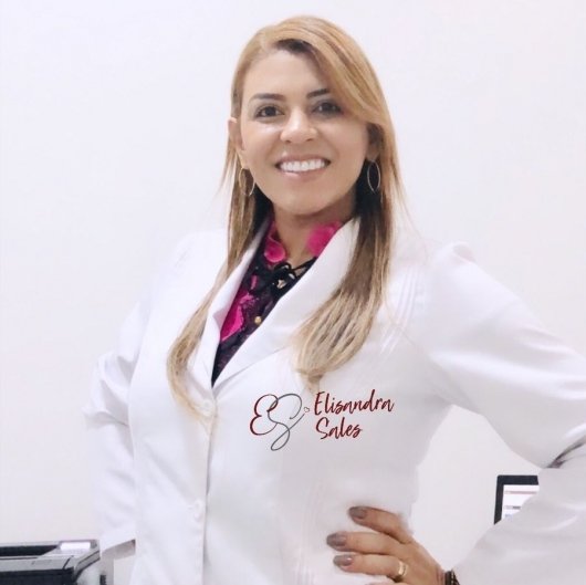 Dra. Elisandra Rodrigues Sales
