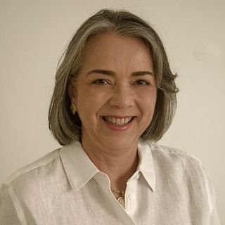 Dra. Eliziane Brandao Leite