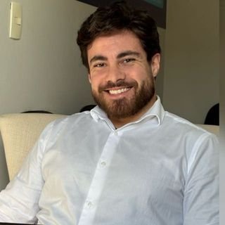 Dr. Gustavo Fernandes Ayres Fonseca