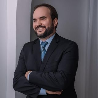 Dr. Luis Augusto Antunes Glover