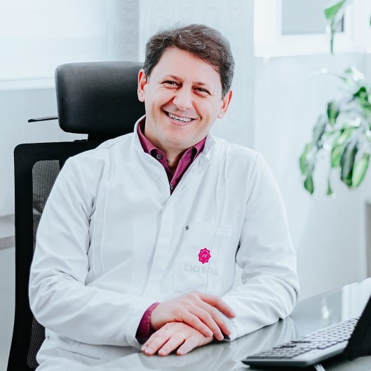 Dr. Adyr Jose Suzin