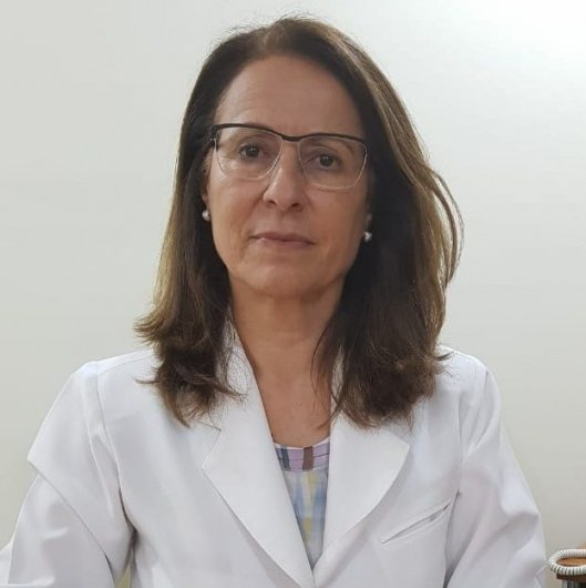 Dra. Fabiola De Rezende Pereira Prado
