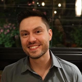 Dr. Daniel Guadagnin