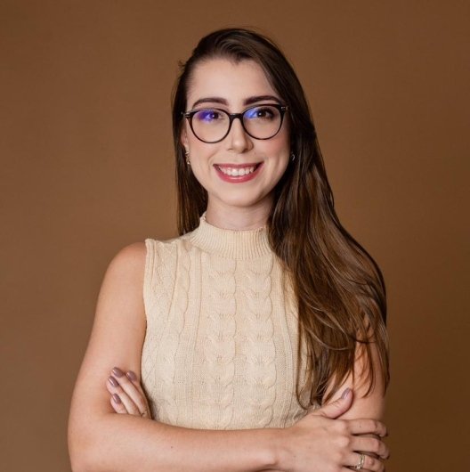 Dra. Luísa Junqueira