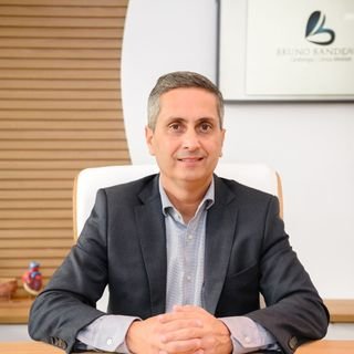 Dr. Bruno Bandeira