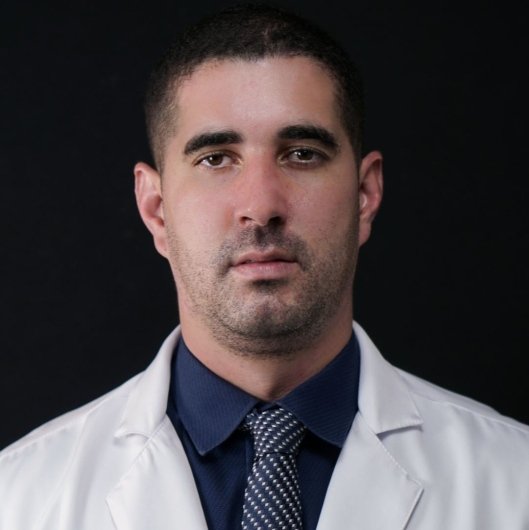 Dr. Lucas Mascarenhas
