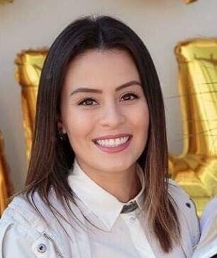 Paula Queiroz