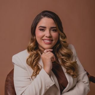Dra. Laryssa Muniz