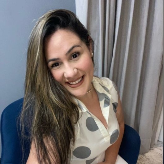 Ana Beatriz de Oliveira Pontes