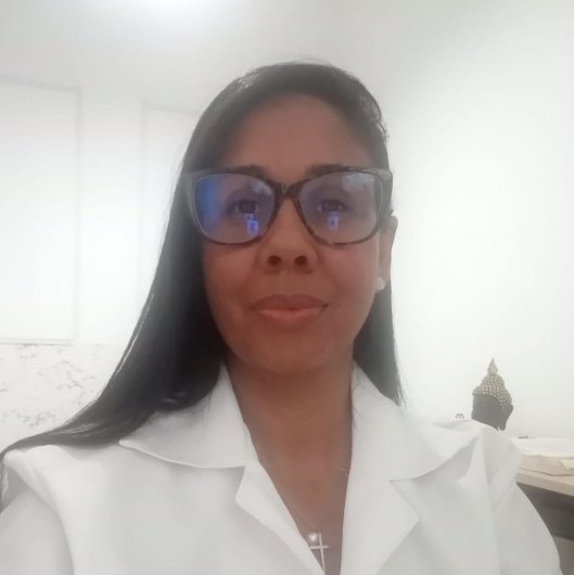 Giselle de Jesus Pavão Costa