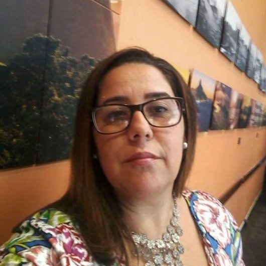 Dra. Adriana Valle