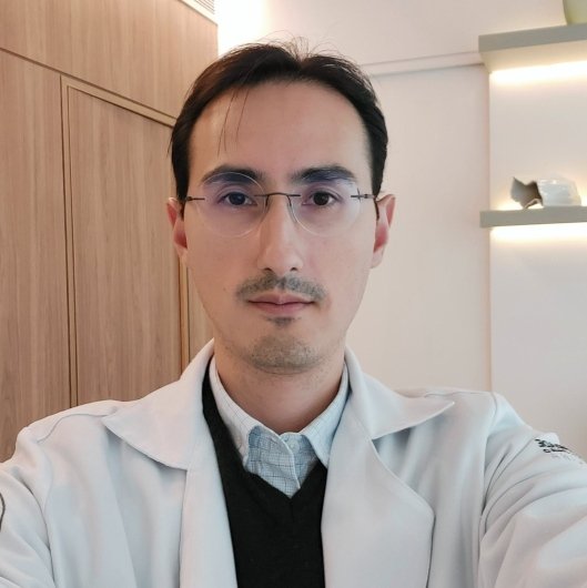 Dr. Alessandro Ito