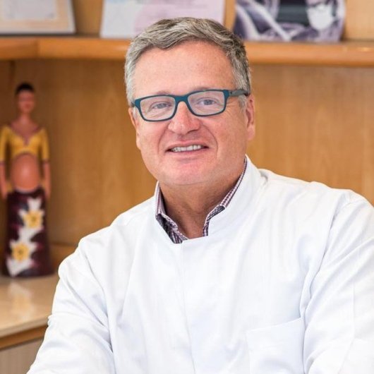 Dr. Marcio Lamblet