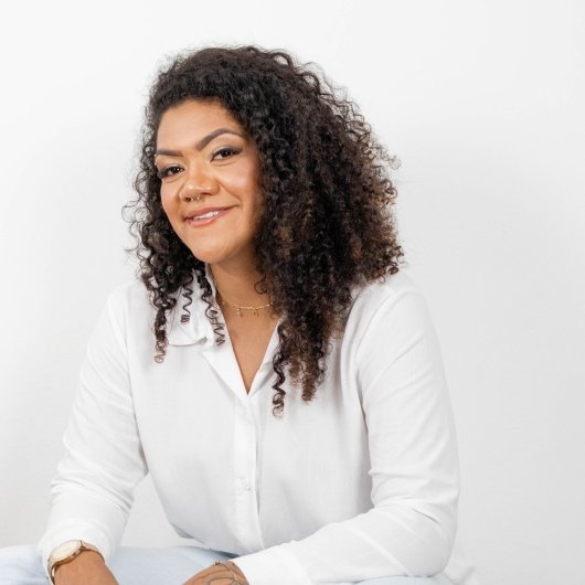 Prof. Tuany Carvalho