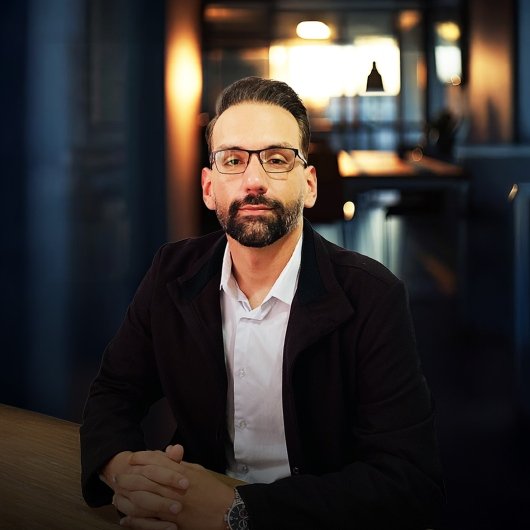 Dr. Lucas Tadeu Zalamena