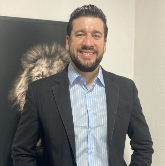 Dr. Alexandre Martins de Lima