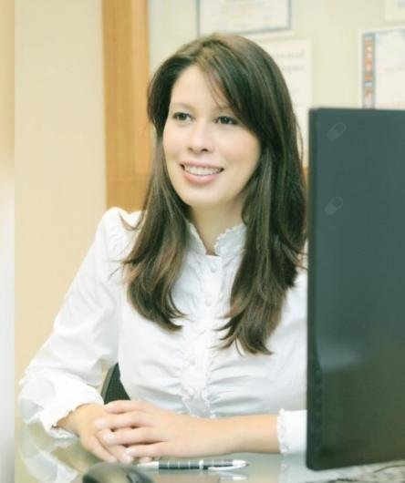 Dra. Nikole Guimarães Soares
