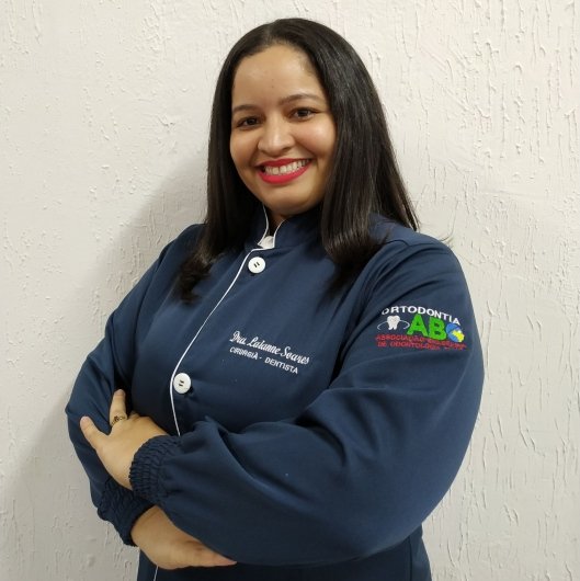 Dra. Laianne Soares dos Santos